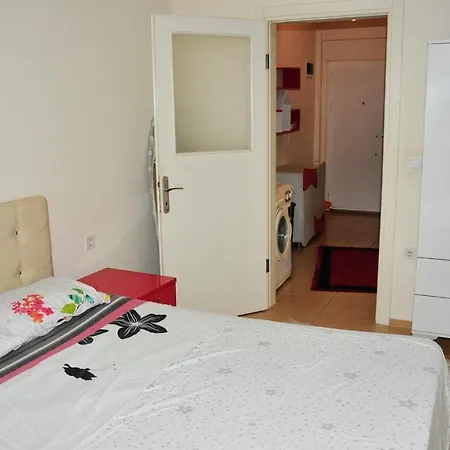 Fethiye'de Kiralik Daire 2+1 *